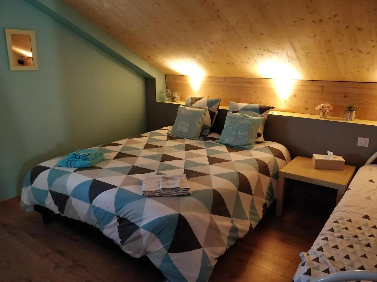 Peronnas Chambre Chaleureuse Chez L'Habitant فندق مبيت وإفطار